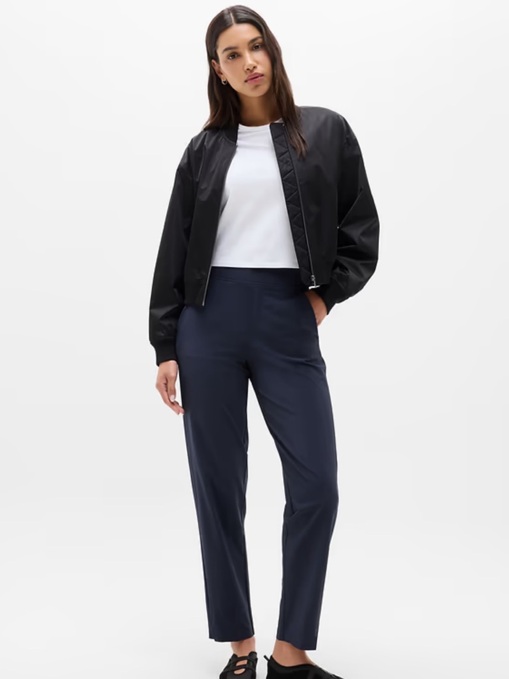 Athleta Navy Brooklyn Mid Rise Ankle Pant. Wrinkle resistant. Size 14.
